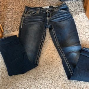 Non-distressed skinny jeans
